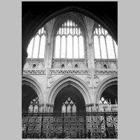 Lichfield Cathedral, photo by Heinz Theuerkauf,3.jpg